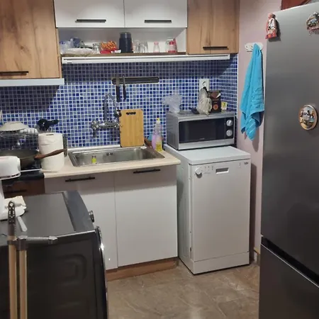 One Bedroom Wifi апартамент с една спалня,тераса Apartment *